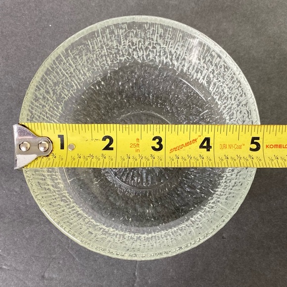 Vintage Indiana Glass Clear Crystal Ice Textured Bark 5" Fruit Bowl MCM - Picture 5 of 5